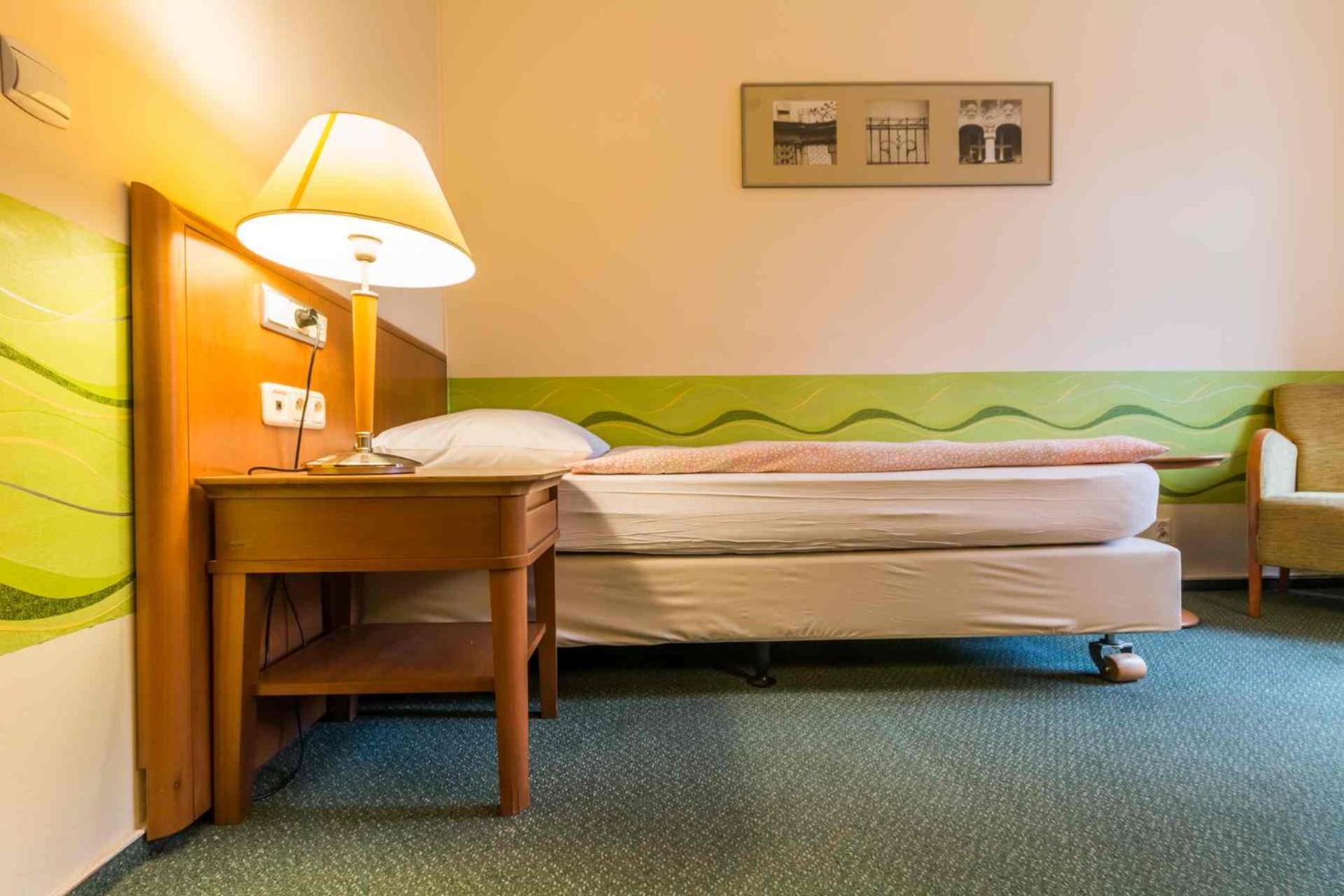 Hostel Nina คาโตวีตเซ ภายนอก รูปภาพ